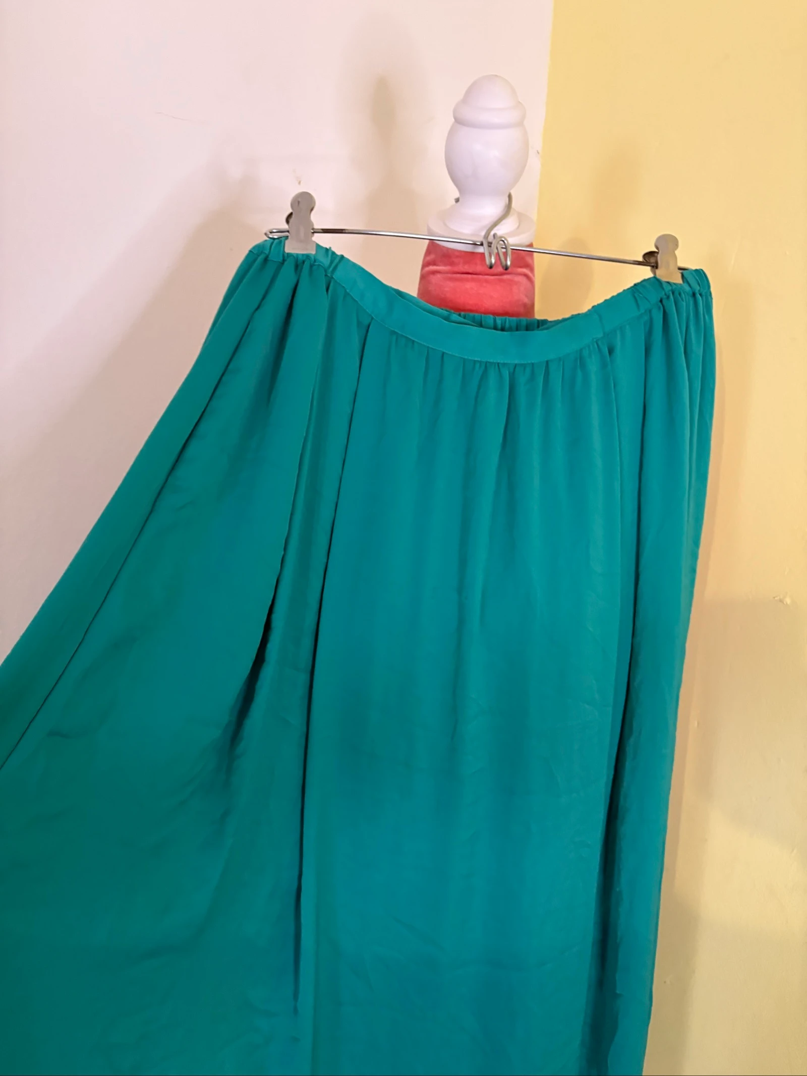 Jupe longue maxi fluide vert émeraude taille élastique – photo 3